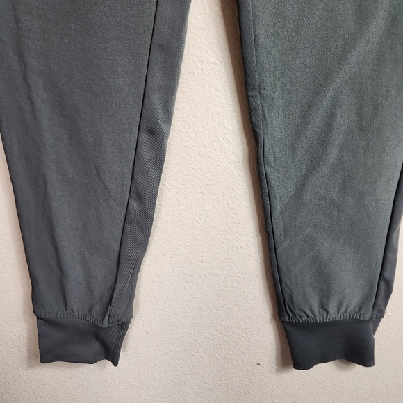 Athleta Womens |4 Tall| Olive Headlands Hybrid Trek Jogger/486183 - Picture 9 of 12